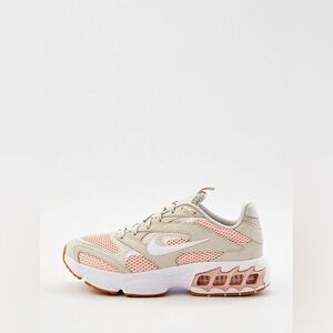 Nike Zoom Air Fire women’s Size 9